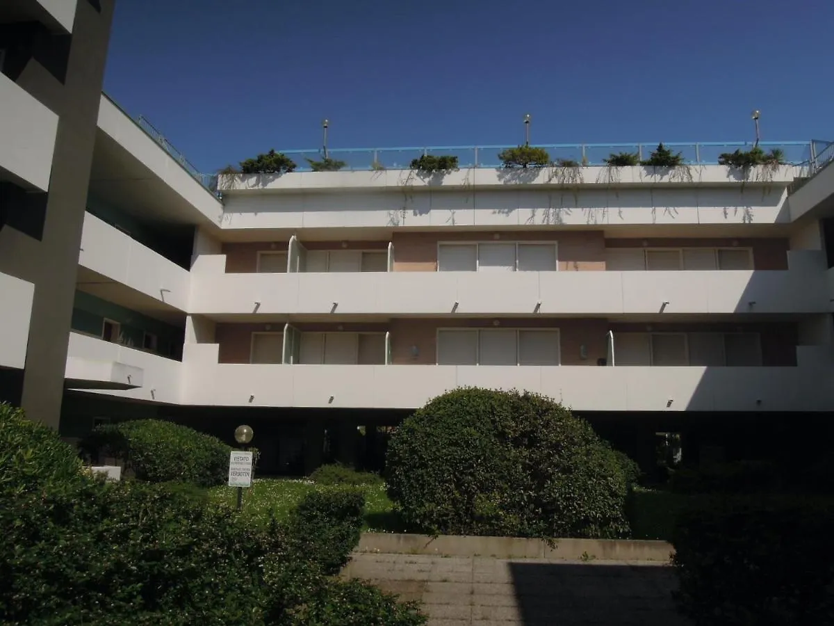 Two-Room Flat With Swimming Pool Near The Sea Bibione Apartment