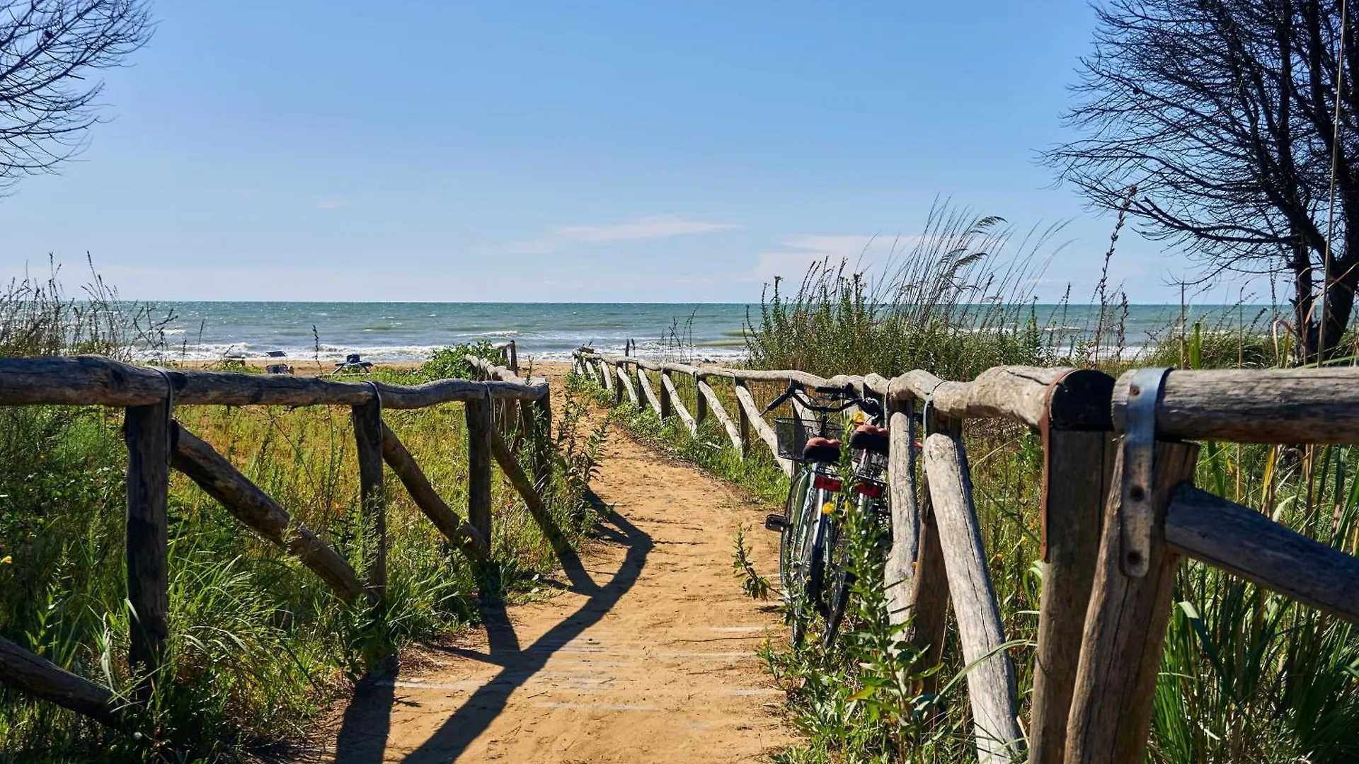 Two-Room Flat With Swimming Pool Near The Sea Bibione Apartment