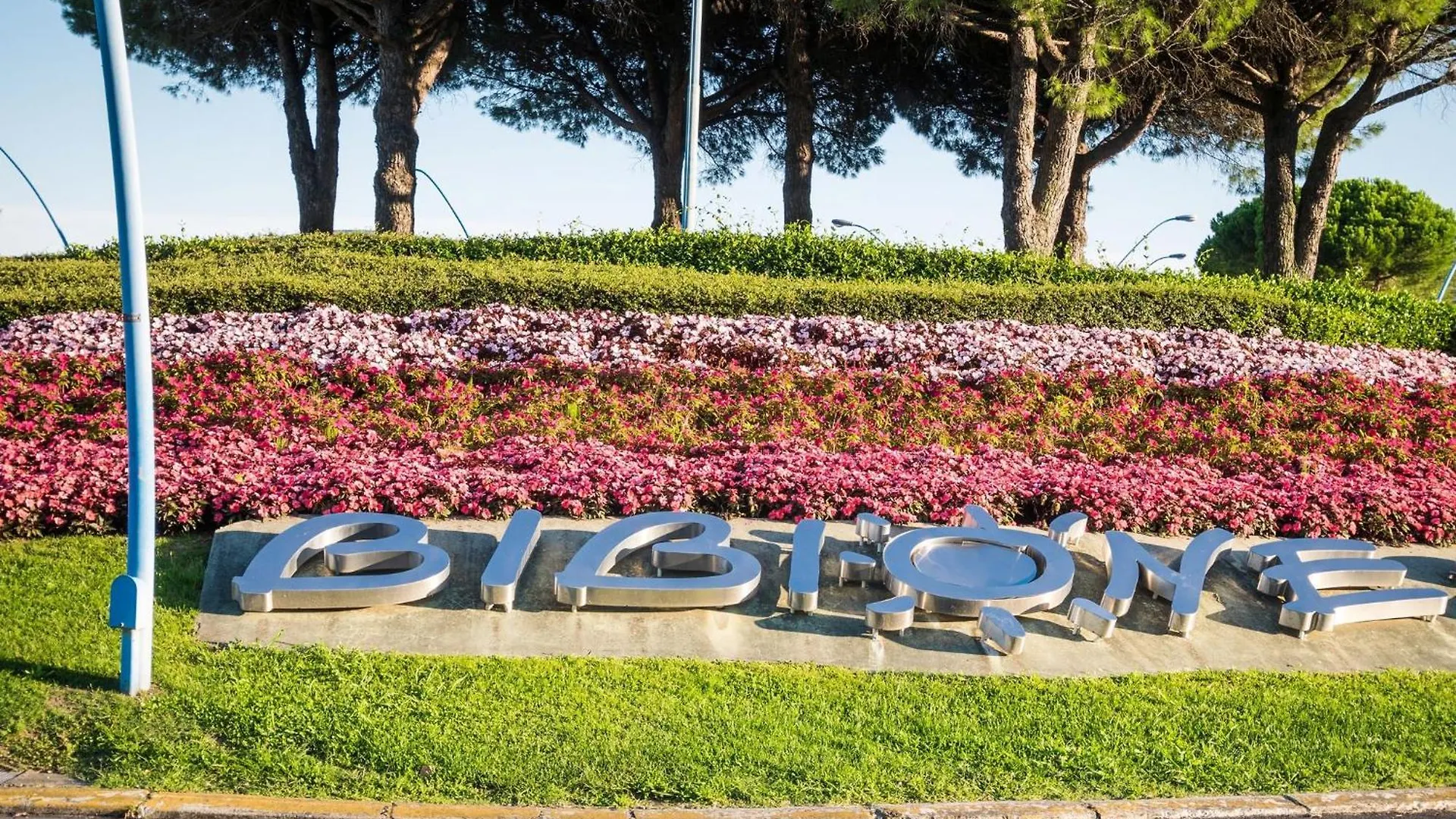 Two-Room Flat With Swimming Pool Near The Sea Bibione Apartment